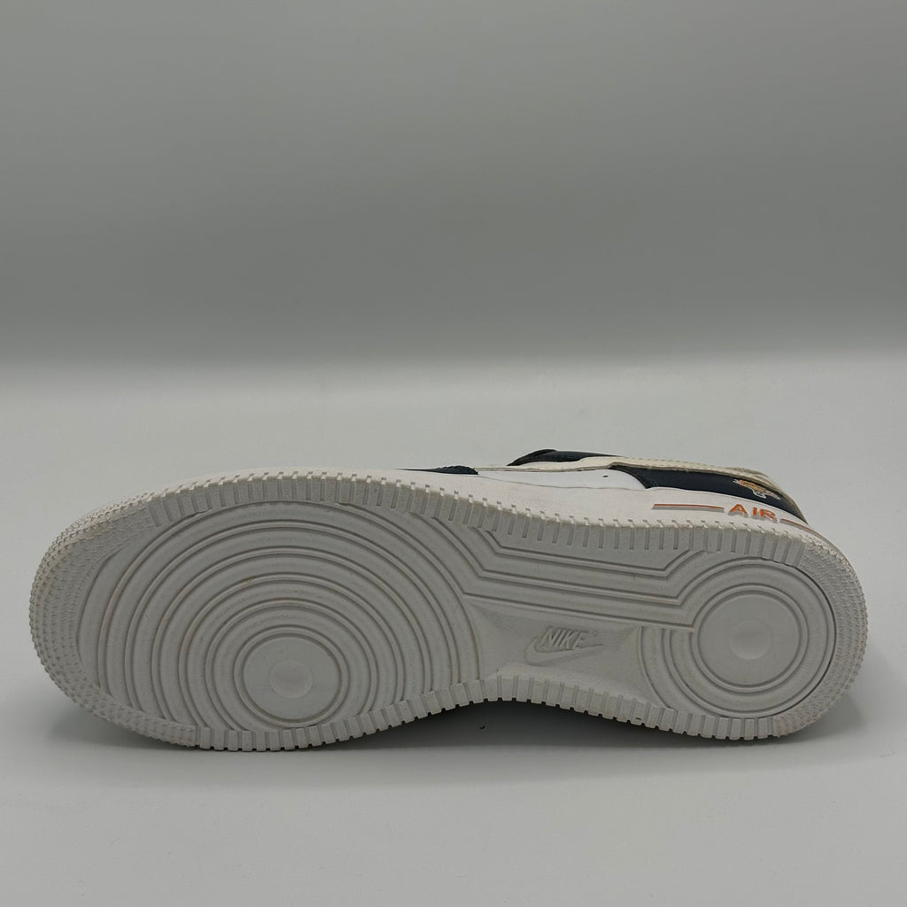 NIKE AIR FORCE 1 LV8