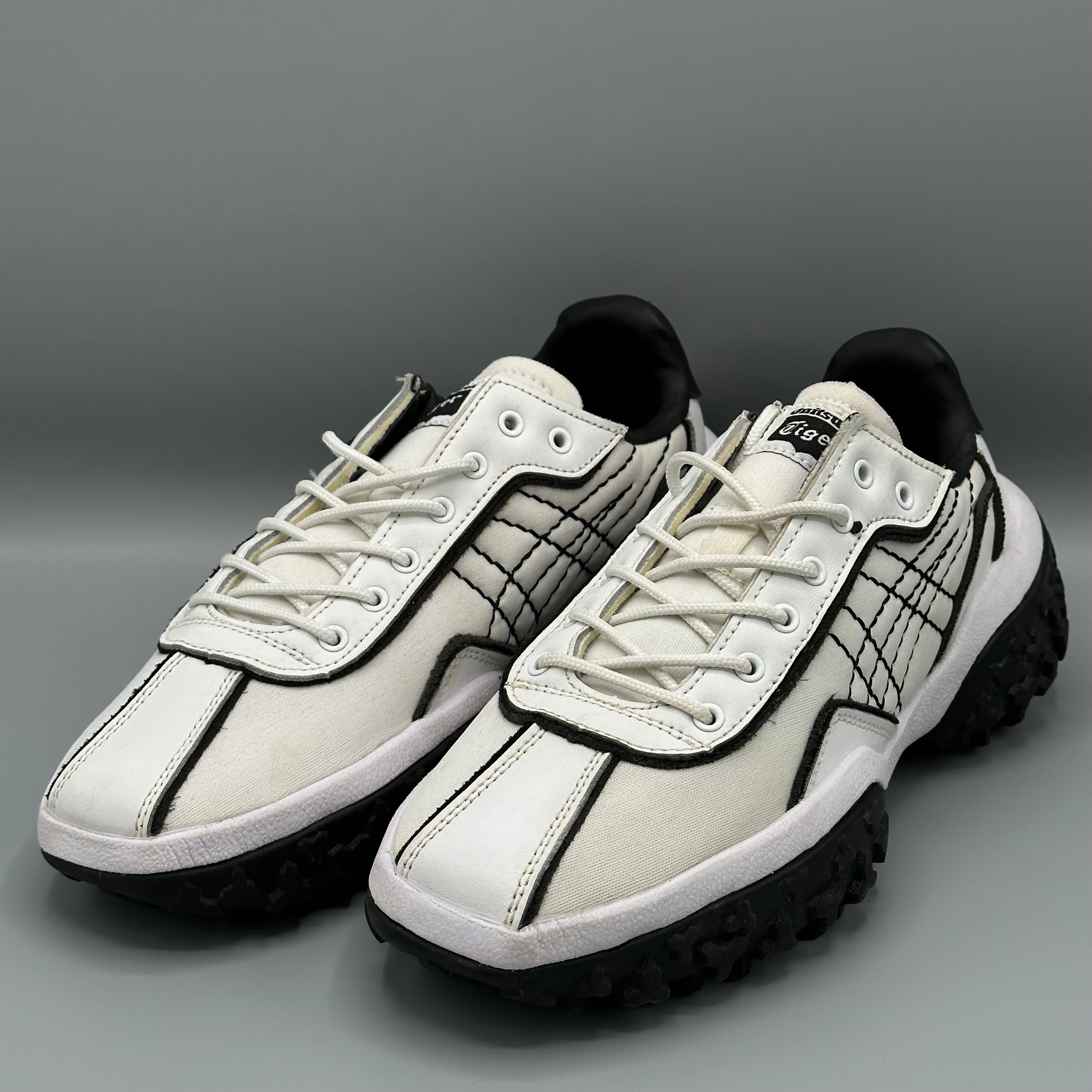 ASICS ONITSUKA TIGER