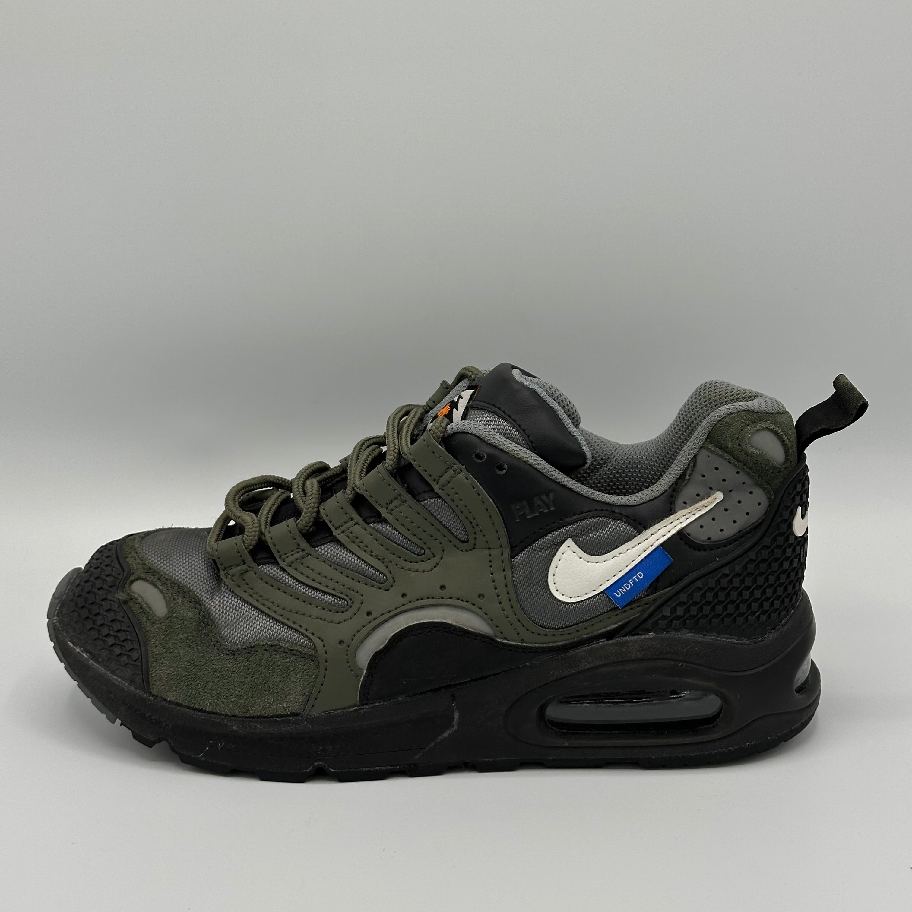 NIKE X UNDEFEATED AIR TERRA HUMARA