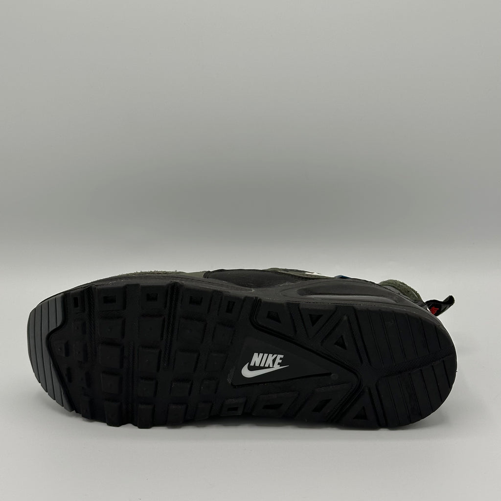NIKE X UNDEFEATED AIR TERRA HUMARA