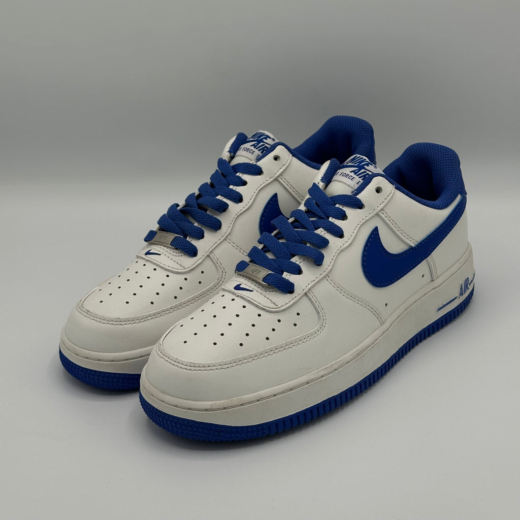 NIKE AIR FORCE 1 '07