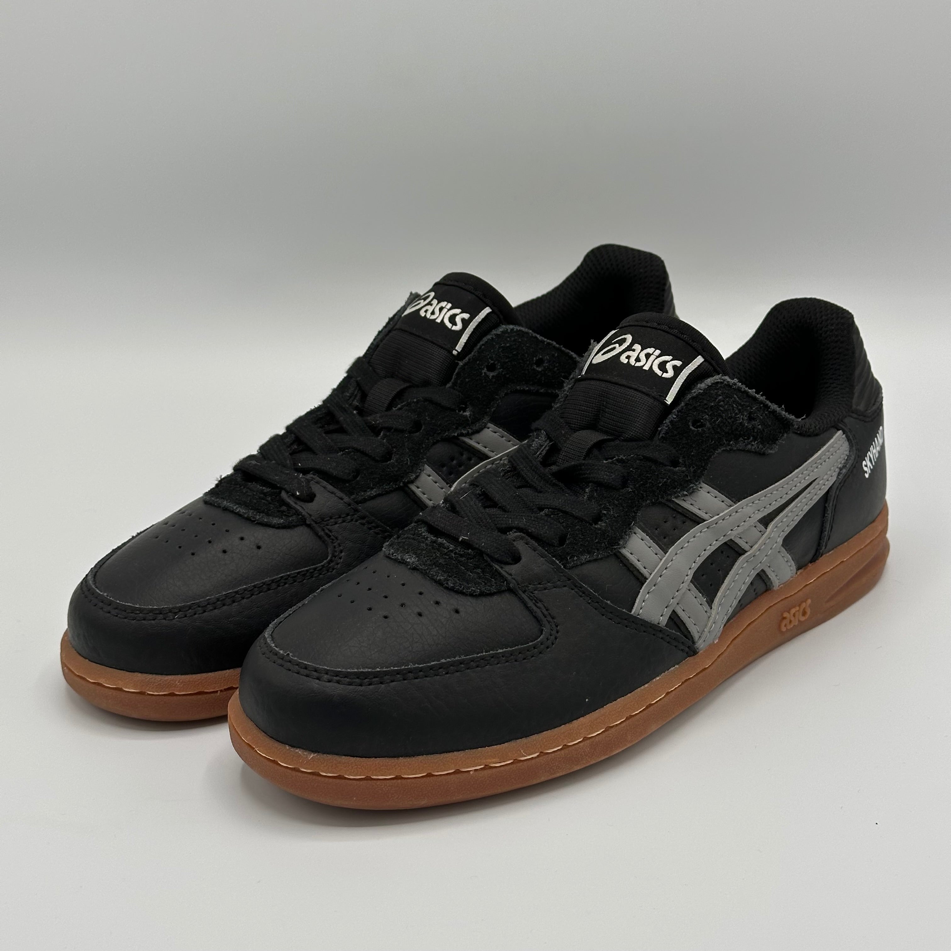 ASICS SKYHAND OG