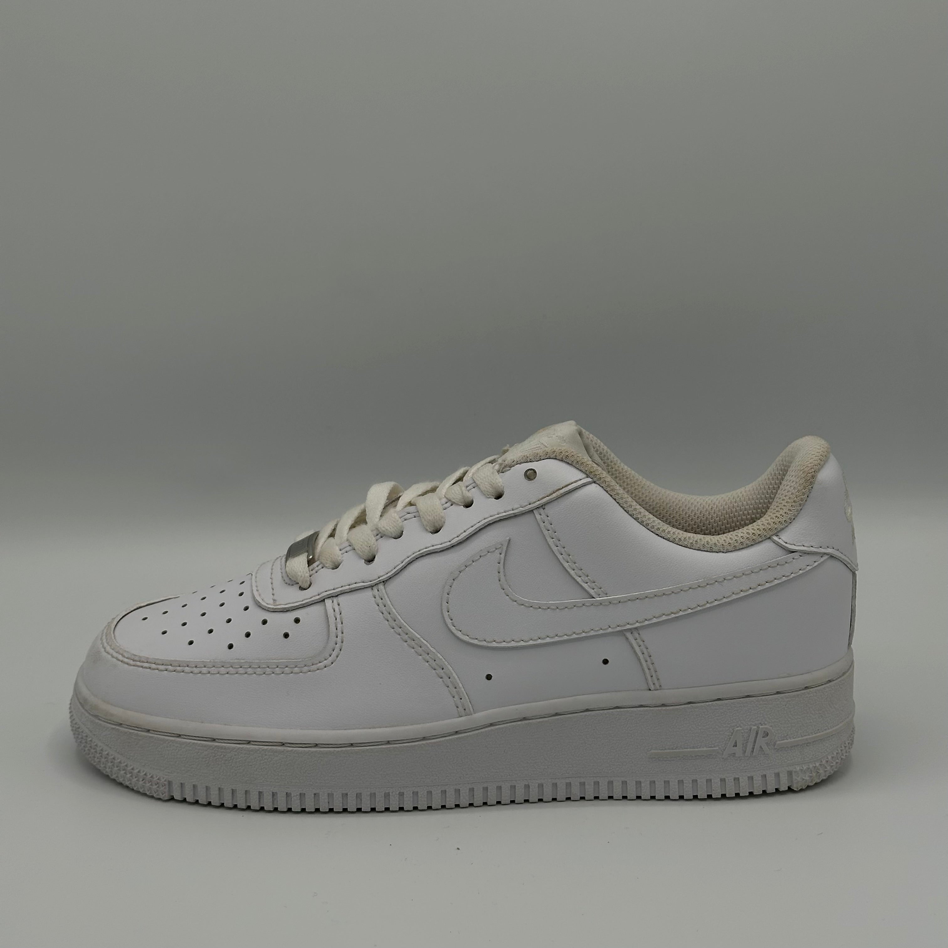 NIKE AIR FORCE 1 '07