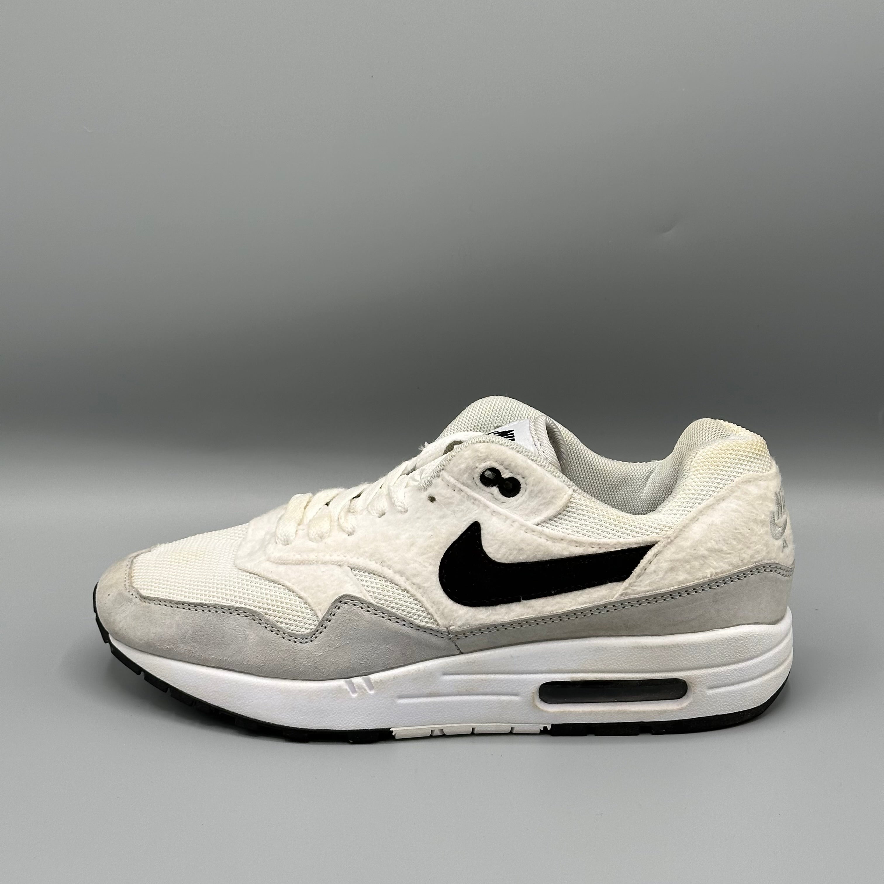 NIKE AIR MAX 1 ESSENTIAL