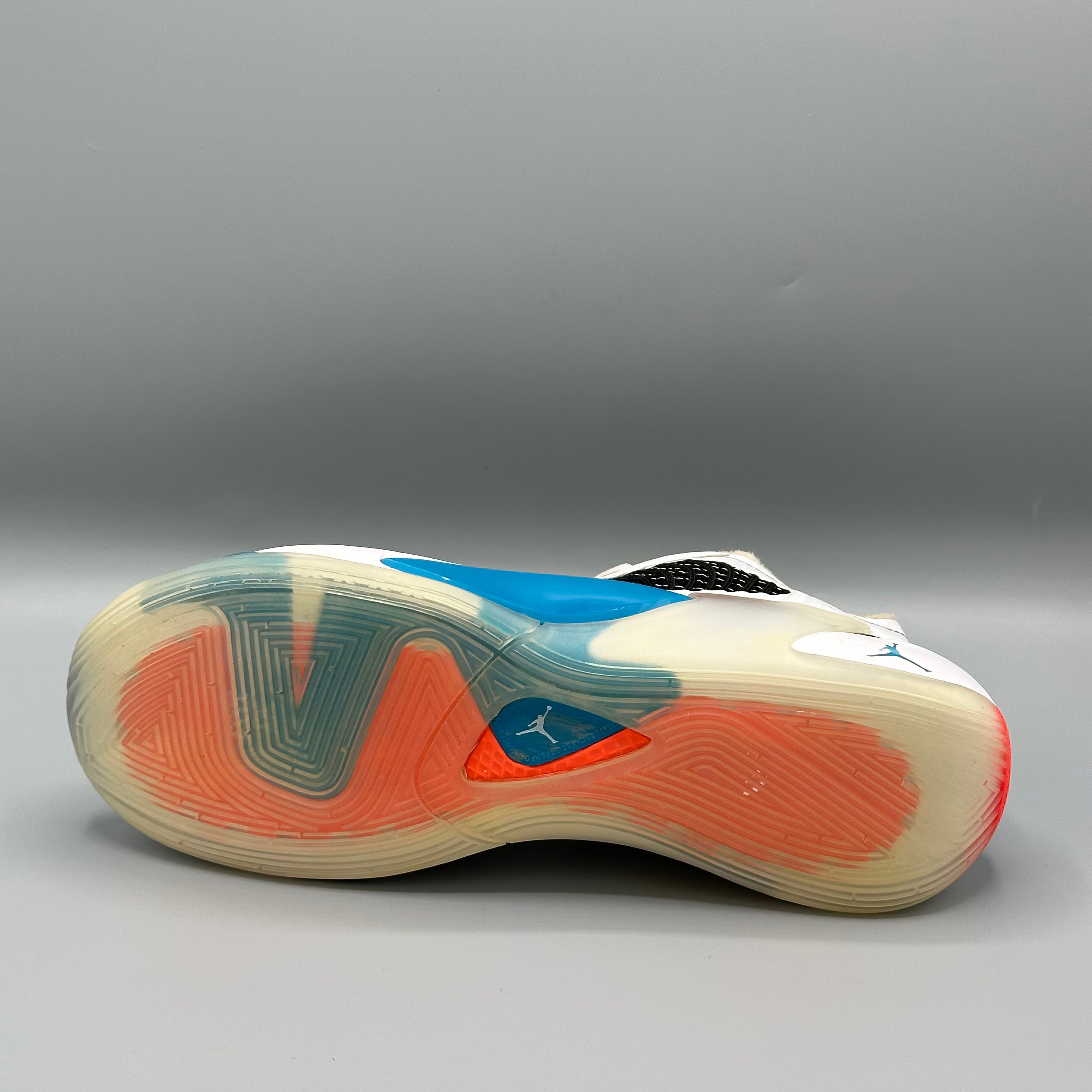 NIKE AIR JORDAN LUKA 1